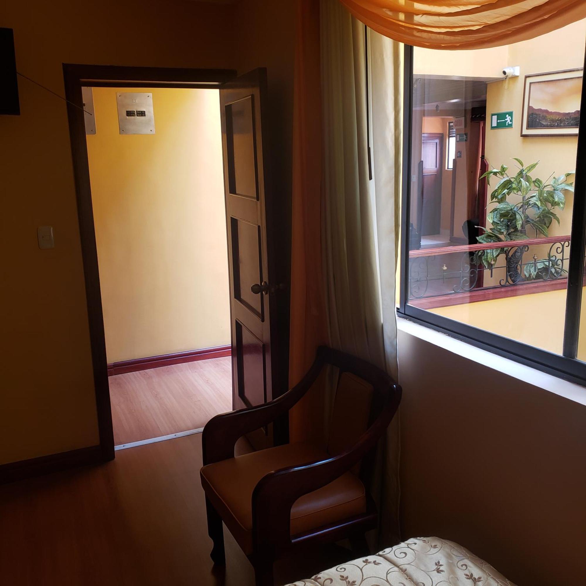 Lloresa Cuenca Pokoj fotografie